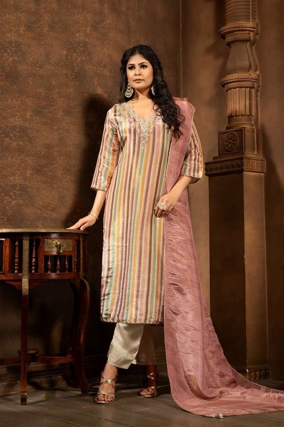 Buy FUSION BEATS Ethnic Kurta for Women Rayon with V Neck, 3/4th Sleeves  Knee Length Kurti, Ethnic Wear for Women Function Wear Traditional and  Stylish Kurtas for Women Suit Top for Women (
